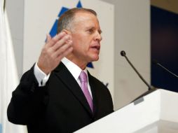 Óscar Benavides expresó su preocupación por la carencia de un proyecto justificado a largo plazo. E. BARRERA  /