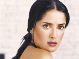 La mexicana Salma Hayek está en la tercera posición con 85 millones de dólares. ELUNIVERSAL  /
