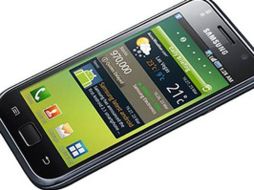 La firma se enfrenta a una dura competencia para su unidad de smartphones con Apple. ESPECIAL  /