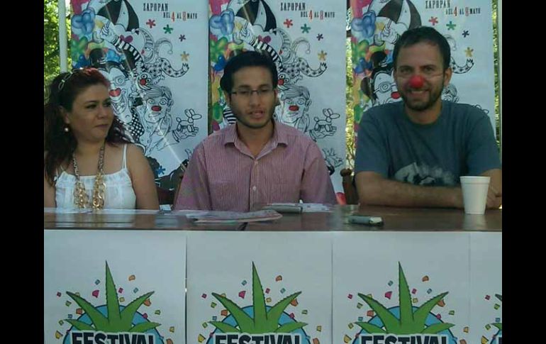 En la imagen, Laura Flores, Humberto Armas y Alberto Mejorada. M. TORRES  /