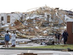 Las tormentas han dejado daños materiales en Estados Unidos. AP  /