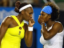 Venus (izq.) y Serena Williams en una imagen de archivo. MEXSPORT  /