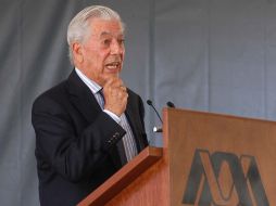 El escritor lamentó el estado del periodismo y la cultura actuales. NTX  /