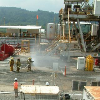 Superávit comercial de Pemex crece 34 por ciento