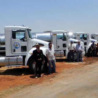 Unión Ganadera adquiere fletera para apoyo a lecheros