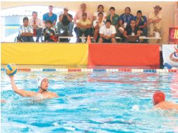 La selección Jalisco de polo acuático verán acción a finales de mayo y principios de julio en la Olimpiada Nacional. ESPECIAL  /
