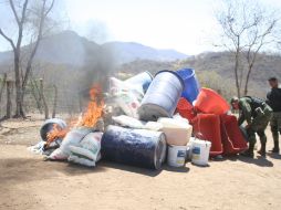 El ejército prende fuego a la droga decomisada en el estado de Michoacán. NTX  /