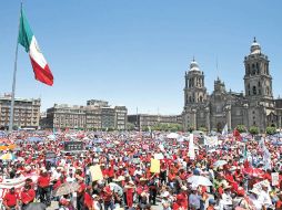 El acto conmemorativo del Día Internacional del Trabajo fue realizado en el Zócalo de la Ciudad de México. EL UNIVERSAL-Archivo  /