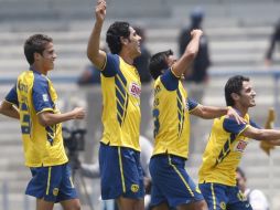 Los jugadores de las Águilas llegan con buen ánimo después de conseguir su pase a la Liguilla en el futbol mexicano. AP  /