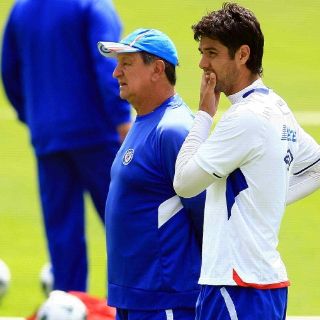 Meza encuentra ventajas en no ser favorito