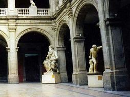 El recinto pretende retransmitir el patrimonio a través de nuevas técnicas e interpretaciones de artistas contemporáneos. ESPECIAL  /