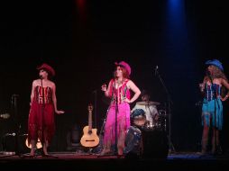 Las Reinas Chulas (en la foto) son discípulas de Vasconcelos, quien defiende el género como respuesta a una demanda social.ELINFORMADO  /