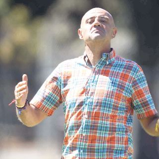 “Chelís” amenaza nuevamente con irse si la directiva rechaza traer refuerzos