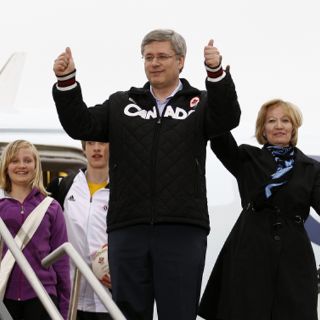 Promete reelecto primer ministro canadiense un gobierno fuerte