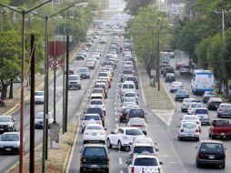 El uso del vehículo posee una dimensión cultural, pues representa un medio de transporte, intimidad o privilegio. E. PACHECO  /