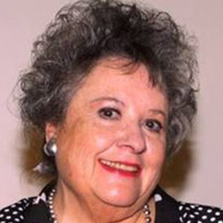 Rinden homenaje a 'Chachita' por sus 70 años de trayectoria