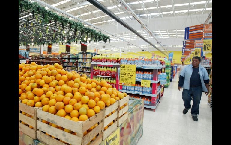 La situación económica para miembros del hogar para dentro de un año, se situó en 99.3 puntos. ARCHIVO  /