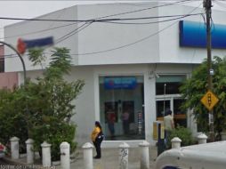 El robo a banco ocurrió alrededor de las 14:30 horas. ESPECIAL  /