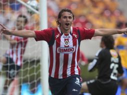 Omar Arellano anotó el primer gol de los rojiblancos, ayer en el Omnilife. S. NUÑEZ  /