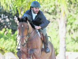 Diego Romo en una de las competencias montando a “Vince”. A. CAMACHO  /