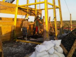 Lozano Alarcón continúa publicando imágenes de las labores de rescate. ESPECIAL  /