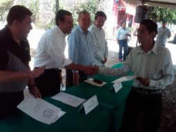 Miguel Castro dijo que pueden apoyar a personas que tienen años viviendo en lugares de riesgo. T. VILLASEÑOR  /