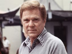 Jackie Cooper terminó su carrera actoral en 1990 . AP  /