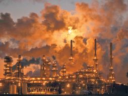 En la imagen, una refinería de Edmonton, Canadá. REUTERS  /