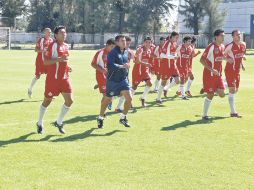 Chivas realizó trabajo regenerativo ayer en sus instalaciones de Verde Valle. MEXSPORT  /