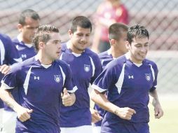 La directiva de Estudiantes tiene varias ofertas del futbol mexicano por sus jugadores extranjeros, Mauro Cejas y Sambueza. ARCHIVO  /