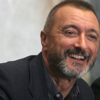 Pérez-Reverte condenado a pagar 80 mil euros por plagio
