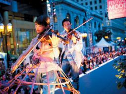 Desfiles acompañados de música en vivo y performances.ELUNIVERSAL  /