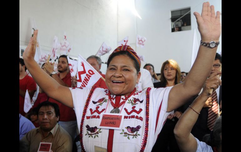 Rigoberta Menchú en el acto en que fue denominada por el Frente Amplio de Izquierda. EFE  /