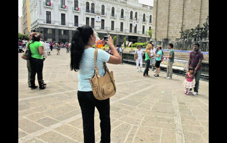 Según datos de la Setujal, más de 104 mil turistas visitaron la ZMG el pasado periodo vacacional. E. BARRERA  /