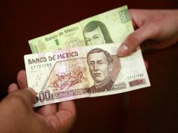 De acuerdo con la OCDE, en México alrededor de la mitad de la población considera difícil vivir con su salario. ARCHIVO  /