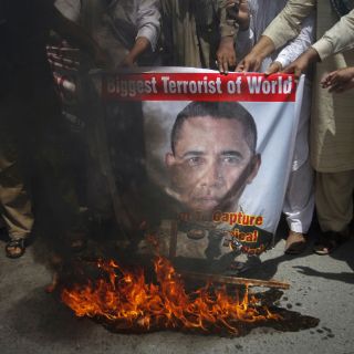 Pakistán debe indagar la red de apoyo a Bin Laden: Obama