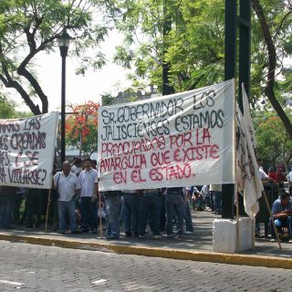 Secretario de Vialidad deja plantados a diputados