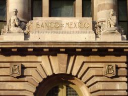 Banxico permutará bonos con vencimiento en junio de 2011 por Cetes. ARCHIVO  /