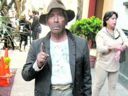 José Carlos Ruiz caracterizado como Gregorio para el programa Como dice el dicho.CORTESÍA  /