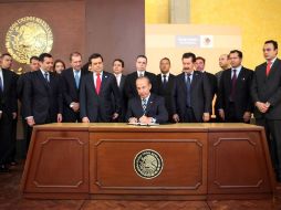 El Presidente signa las mejoras al Sistema de Regulación de la Competencia Económica. EL UNIVERSAL  /