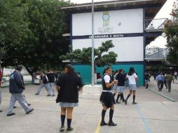 Al menos mil escuelas de educación básica modificarán su horario en octubre próximo. ARCHIVO  /