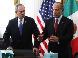 El alcalde de Nueva York, Michael Bloomberg y Felipe Calderón. REUTERS  /