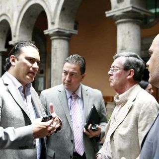 Llama Manuel Herrera a depurar la nómina de 'aviadores'