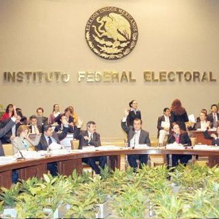 Provoca el Congreso daño 'institucional' y 'moral' al IFE: Ugalde