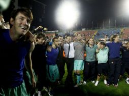 Messi y compañía celebraron al término del partido ante Levante. EFE  /