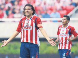 El capitán rojiblanco, Héctor Reynoso, fue expulsado por Delgadillo al minuto 33. MEXSPORT  /