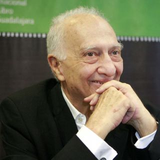 Presentan la Colección 'Sergio Pitol Traductor' en la FILU