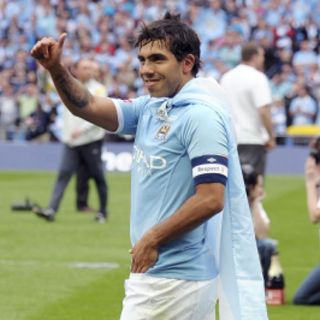 Tévez puede abandonar el City