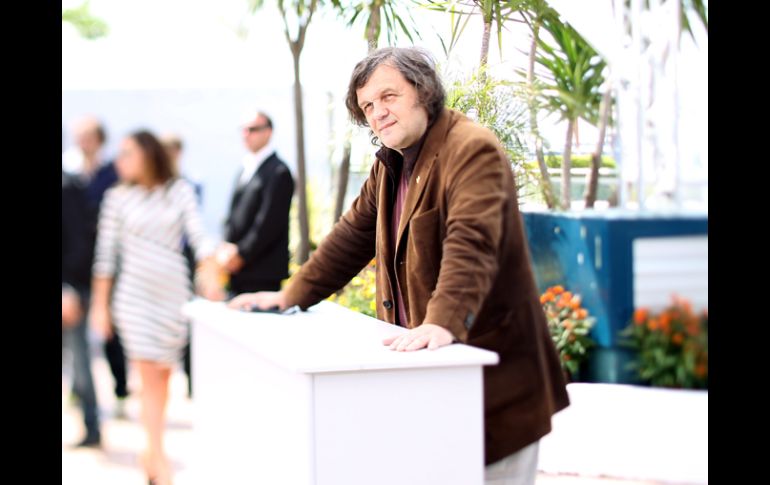 Emir Kusturica, asegura que aunque no se trata de su primera visita a Cannes, la experiencia sigue siendo emocionante. AFP  /