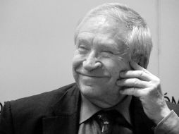 La serie de sueños-poemas, obra de Homero Aridjis, explora los temas de una realidad irreal y viceversa. ESPECIAL  /